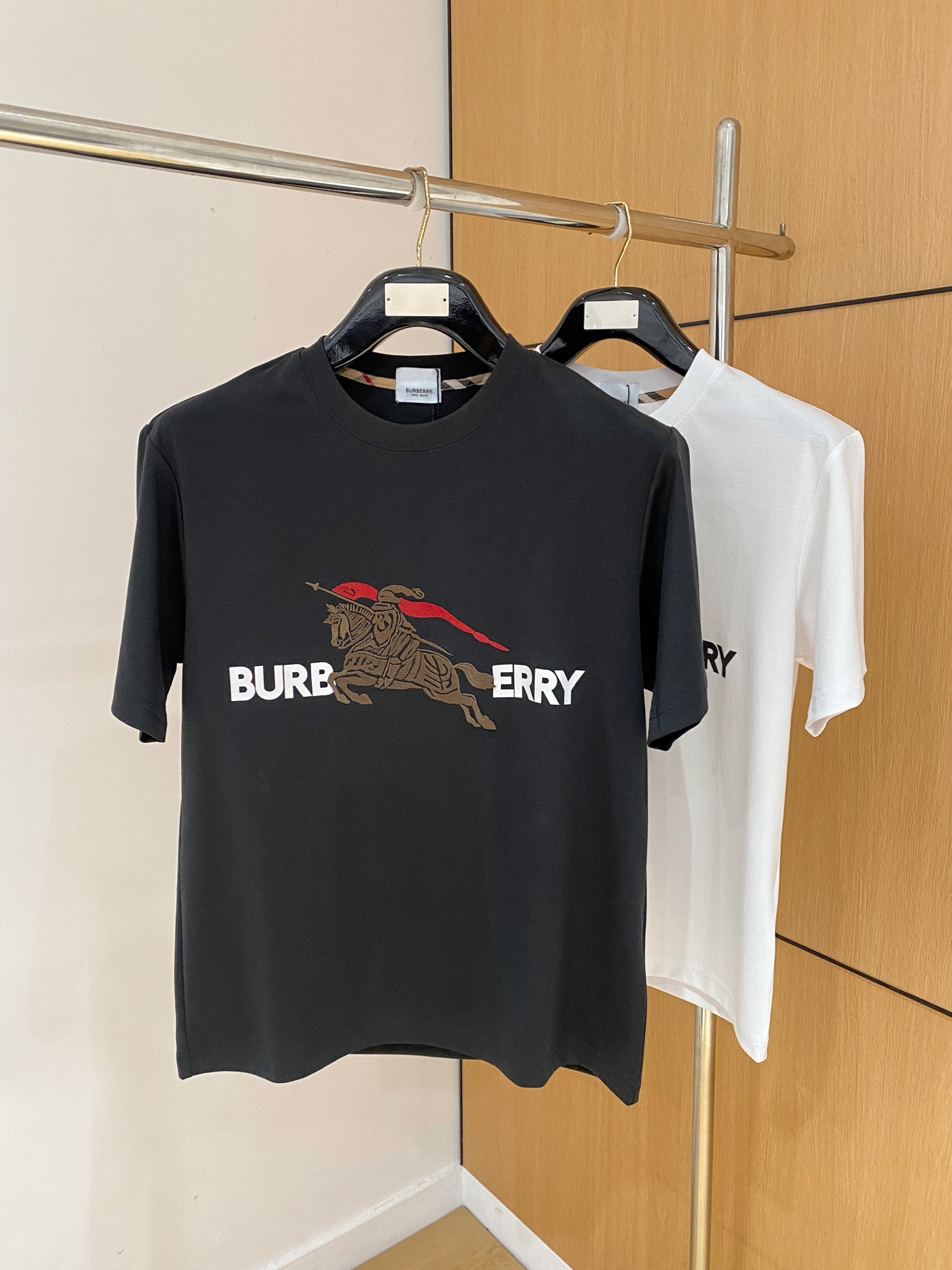 short sleeves